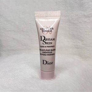 *SEALED* Dior Dreamskin Skin Perfector